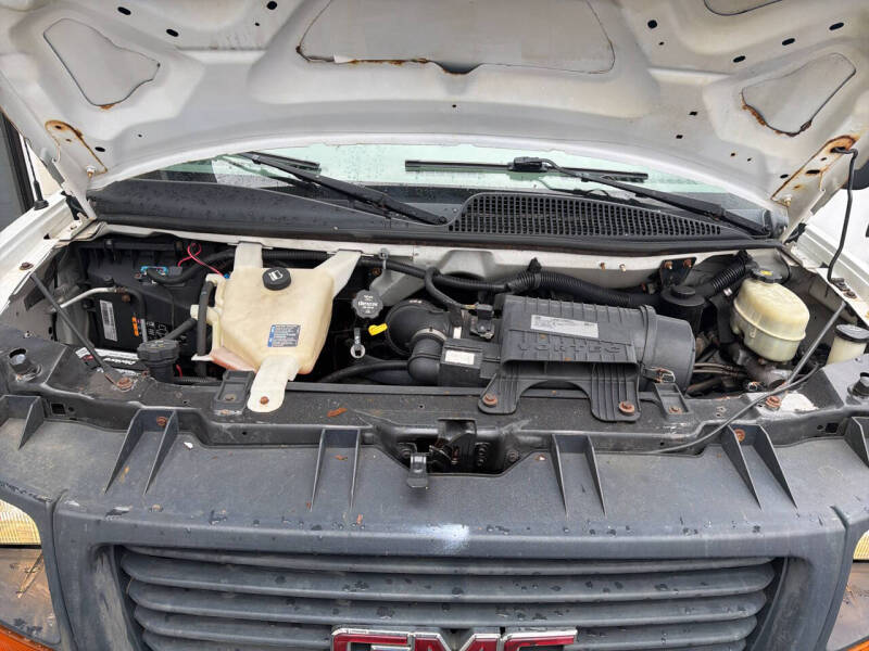 2017 GMC Savana 2500