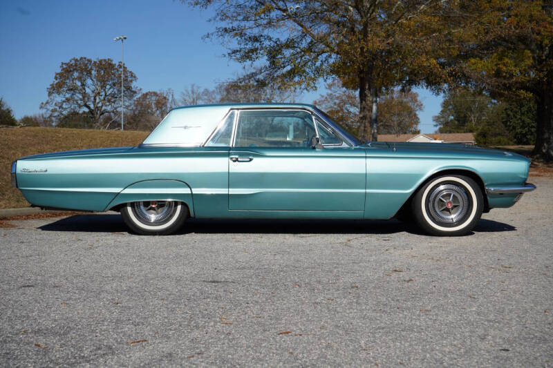 1964 Ford Thunderbird