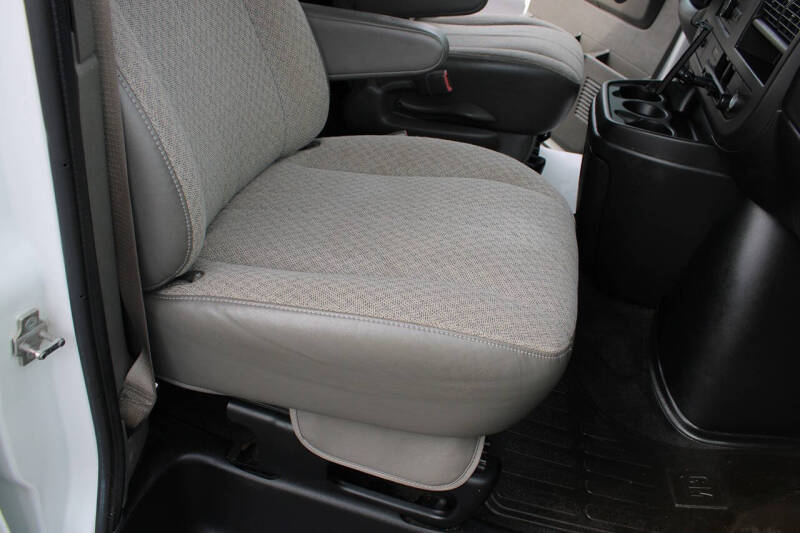 2014 GMC Savana LT 1500