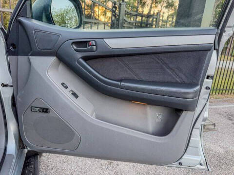 2004 Toyota 4Runner SR5