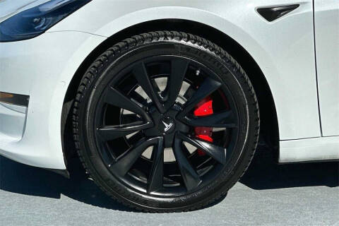 2020 Tesla Model 3 Long Range