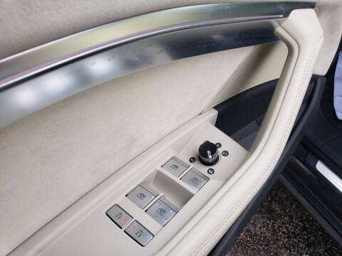 2019 Audi e-tron quattro Prestige