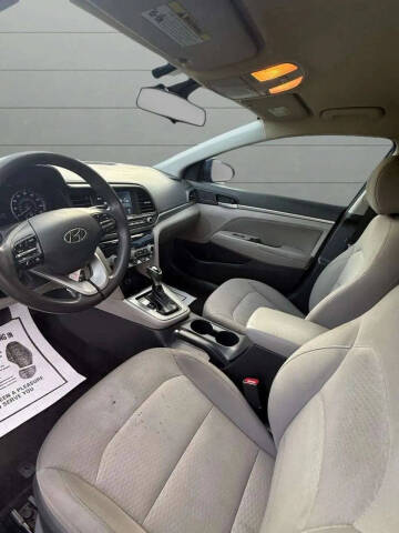 2020 Hyundai Elantra