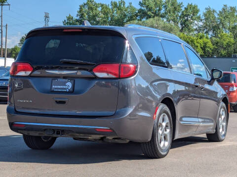 2017 Chrysler Pacifica Touring-L Plus