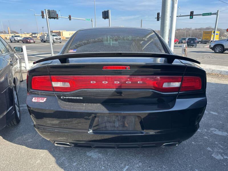 2013 Dodge Charger SE