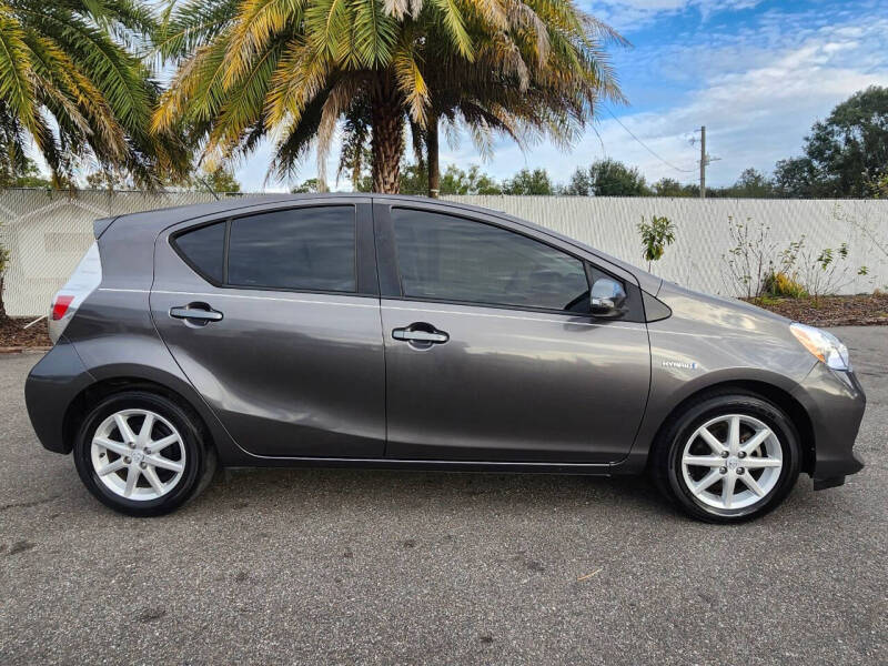 2014 Toyota Prius c Three