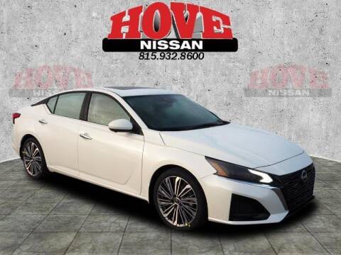 2023 Nissan Altima for sale at HOVE NISSAN INC. in Bradley IL