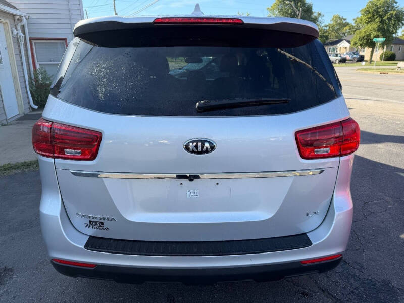 2020 Kia Sedona LX