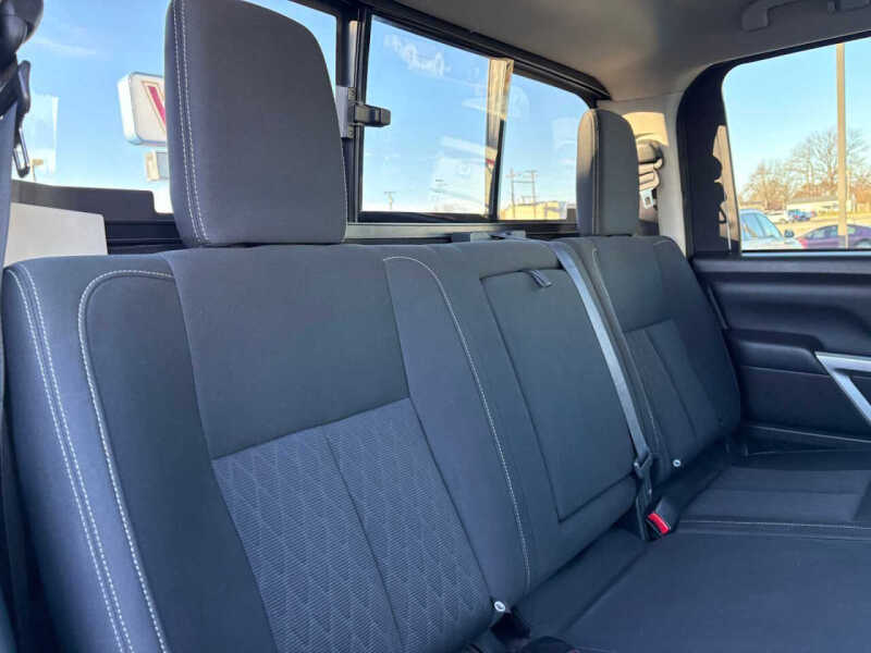 2018 Nissan Titan SV