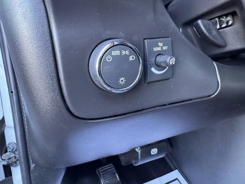 2022 Chevrolet Express 2500