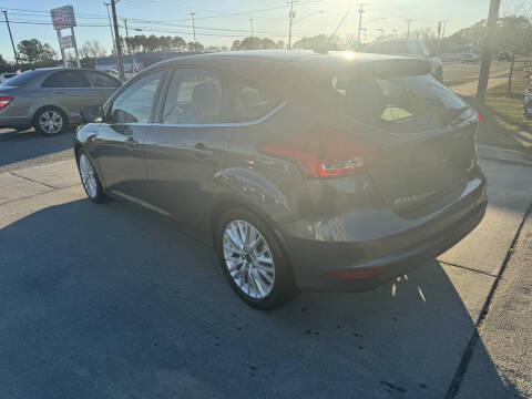 2017 Ford Focus Titanium