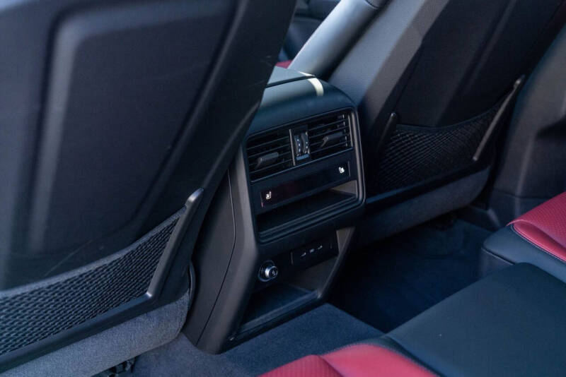 2025 Porsche Cayenne