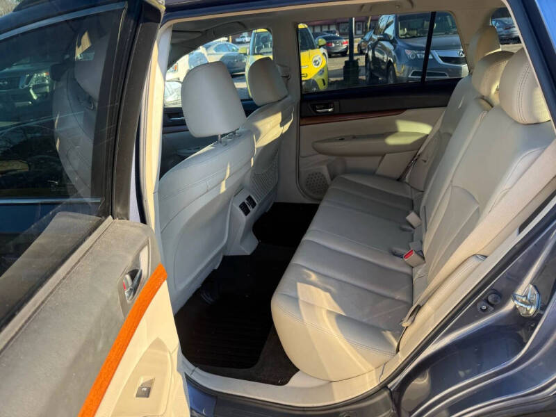 2013 Subaru Outback 2.5i Limited