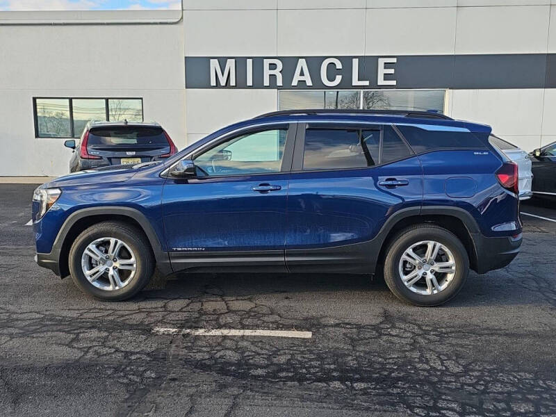 2023 GMC Terrain SLE