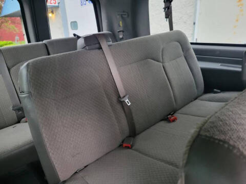 2017 Chevrolet Express LT 3500