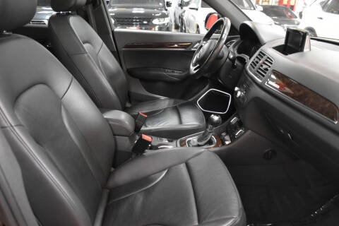 2015 Audi Q3 2.0T quattro Prestige