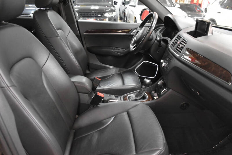 2015 Audi Q3 2.0T quattro Prestige