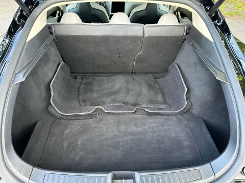 2013 Tesla Model S Performance