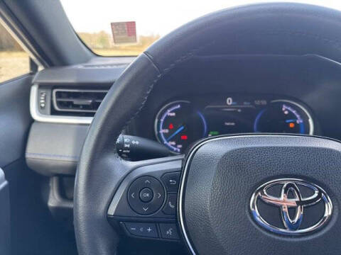 2023 Toyota RAV4 Hybrid SE