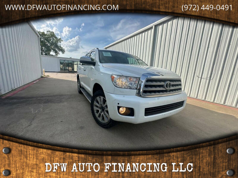 2011 Toyota Sequoia Limited's photo