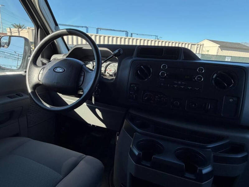 2012 Ford E-Series E-250