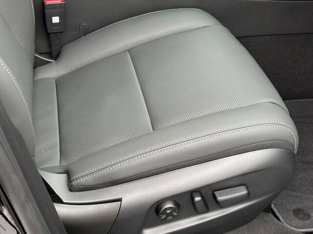 2025 VinFast VF8 Plus