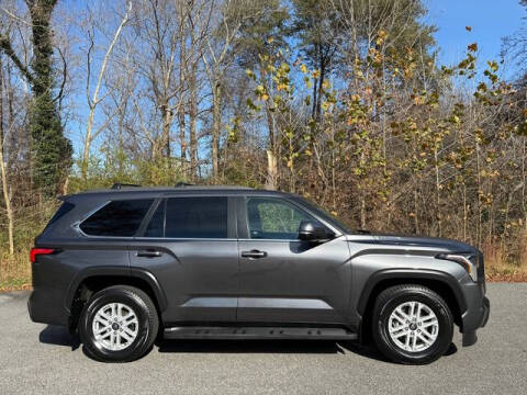 2025 Toyota Sequoia SR5