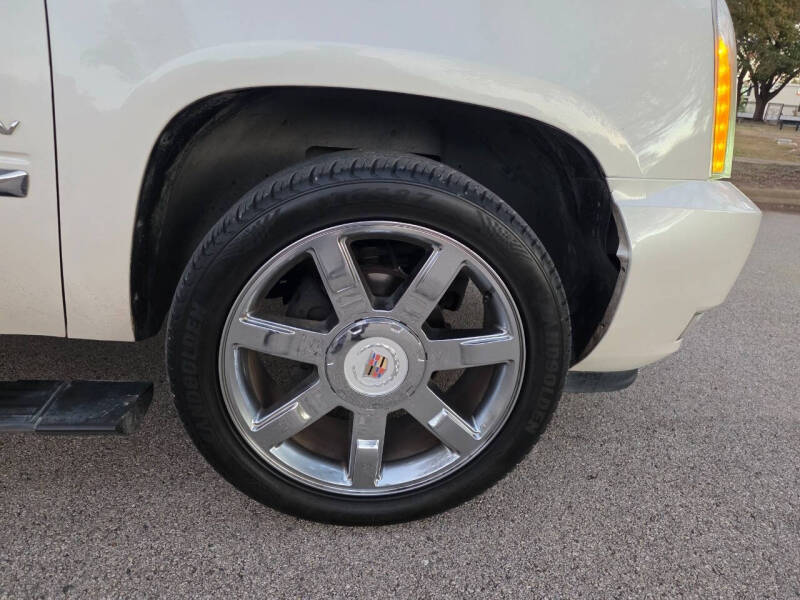 2013 Cadillac Escalade ESV Luxury