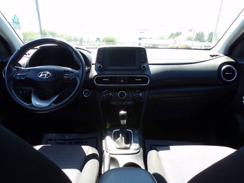 2020 Hyundai Kona SEL