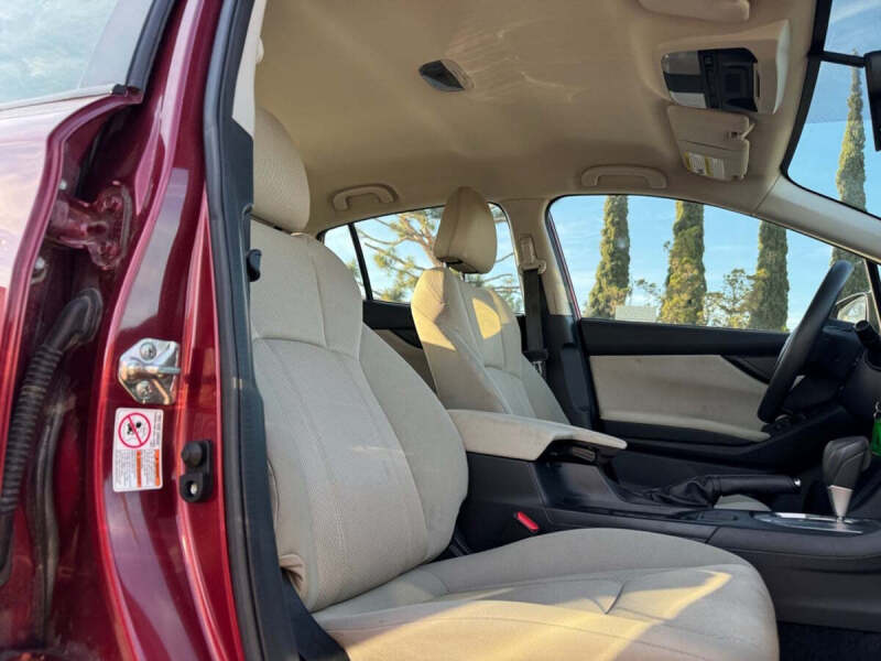 2017 Subaru Impreza 2.0i