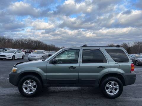 2005 Ford Escape for sale at CARS PLUS CREDIT in Independence MO