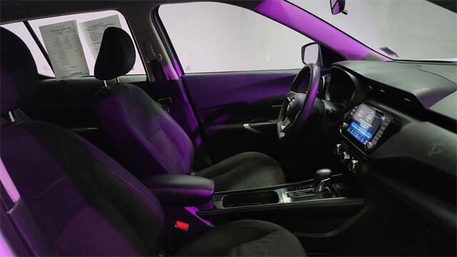 2024 Nissan Kicks SV