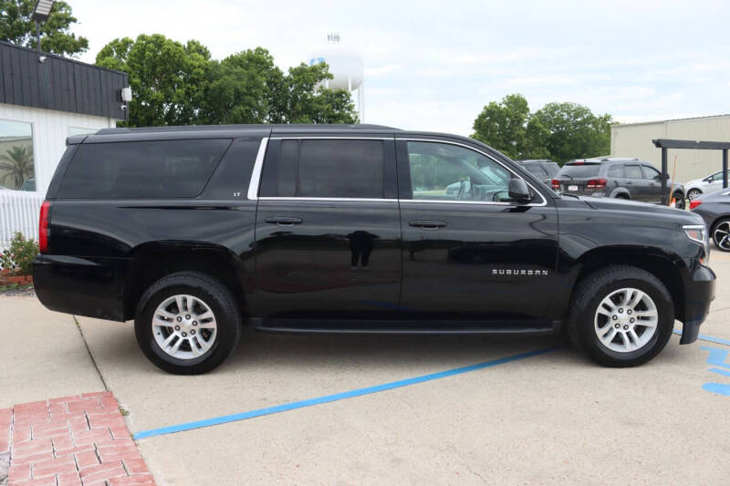 2019 Chevrolet Suburban LT