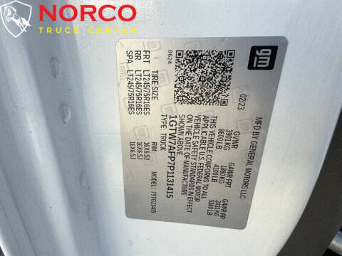 2023 GMC Savana 2500