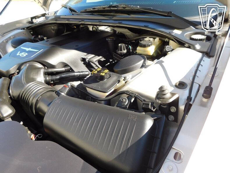 2005 Ford Thunderbird Deluxe