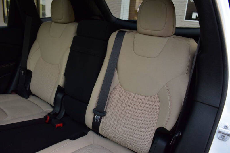 2017 Jeep Cherokee 75th Anniversary