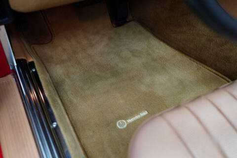 1986 Mercedes-Benz 560-Class 560 SL