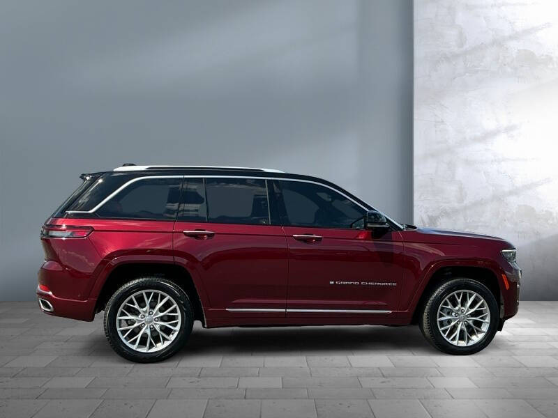 2024 Jeep Grand Cherokee Summit