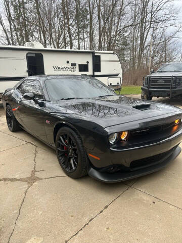 2015 Dodge Challenger for sale at Enterprise Ave Auto Sales in Cleveland OH