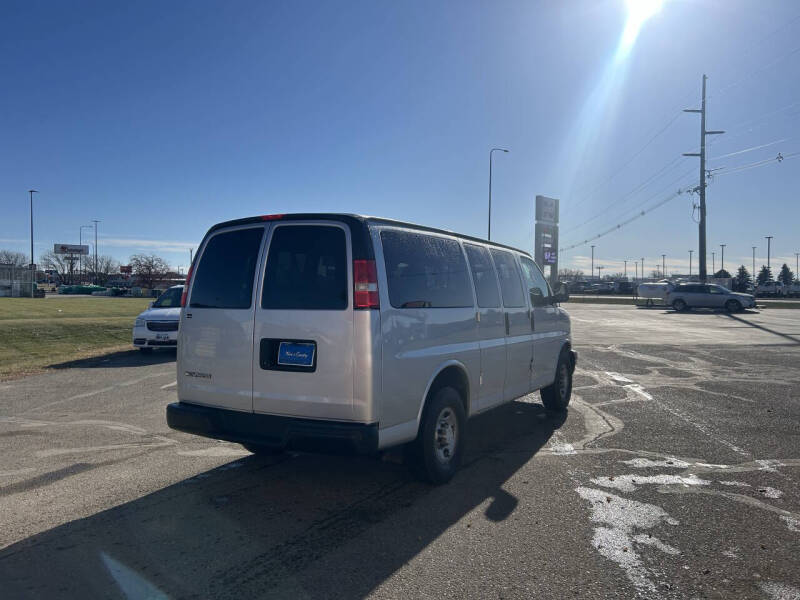 2016 Chevrolet Express LS 2500