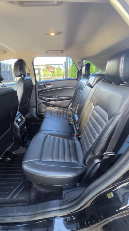 2017 Ford Edge SEL