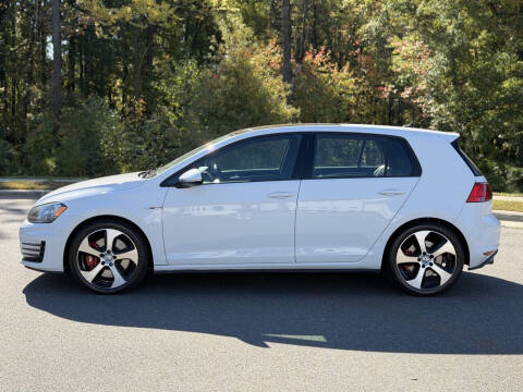 2017 Volkswagen Golf GTI SE