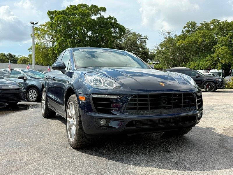 2017 Porsche Macan