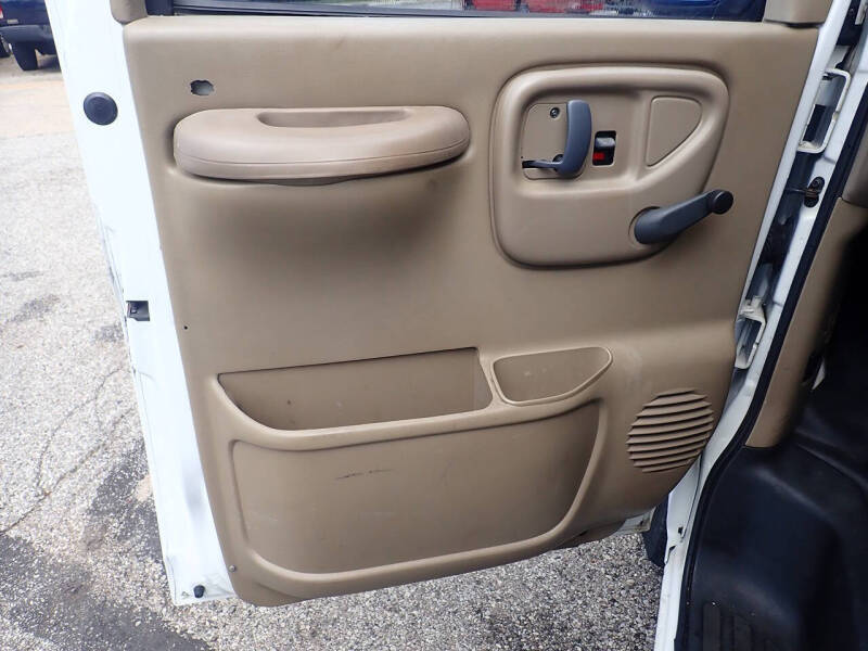 2000 Chevrolet Express G3500