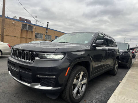2022 Jeep Grand Cherokee L for sale at Abrams Automotive Inc in Cincinnati OH