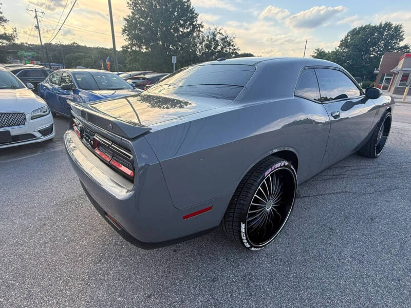 2019 Dodge Challenger SXT