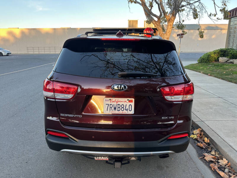 2016 Kia Sorento EX V6