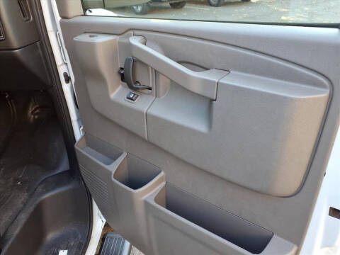 2023 Chevrolet Express 2500