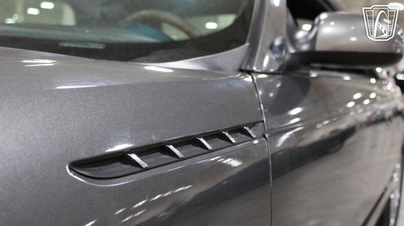 2003 Ford Thunderbird