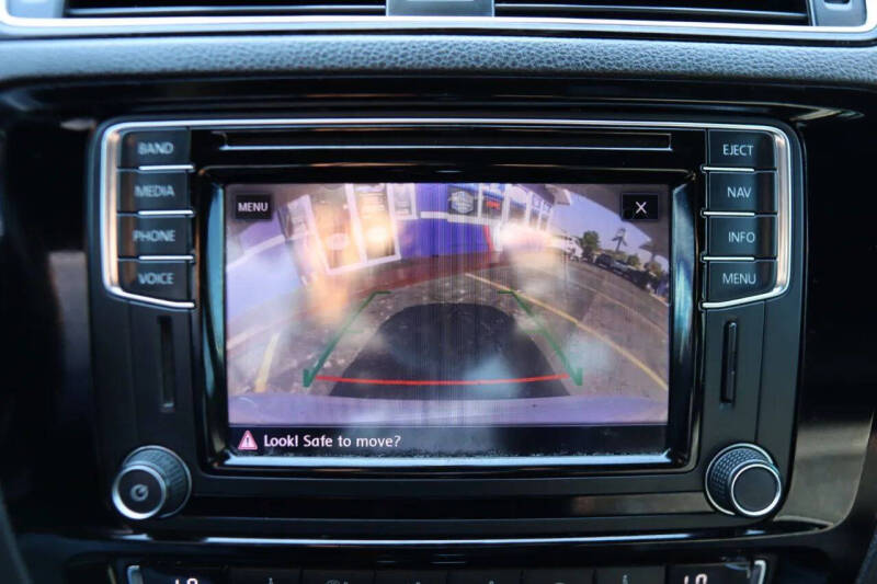 2017 Volkswagen Jetta 2.0T GLI